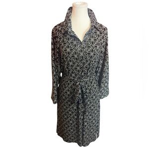 Laundry Shelli Segal easy throw on dress size large black grey white geometric